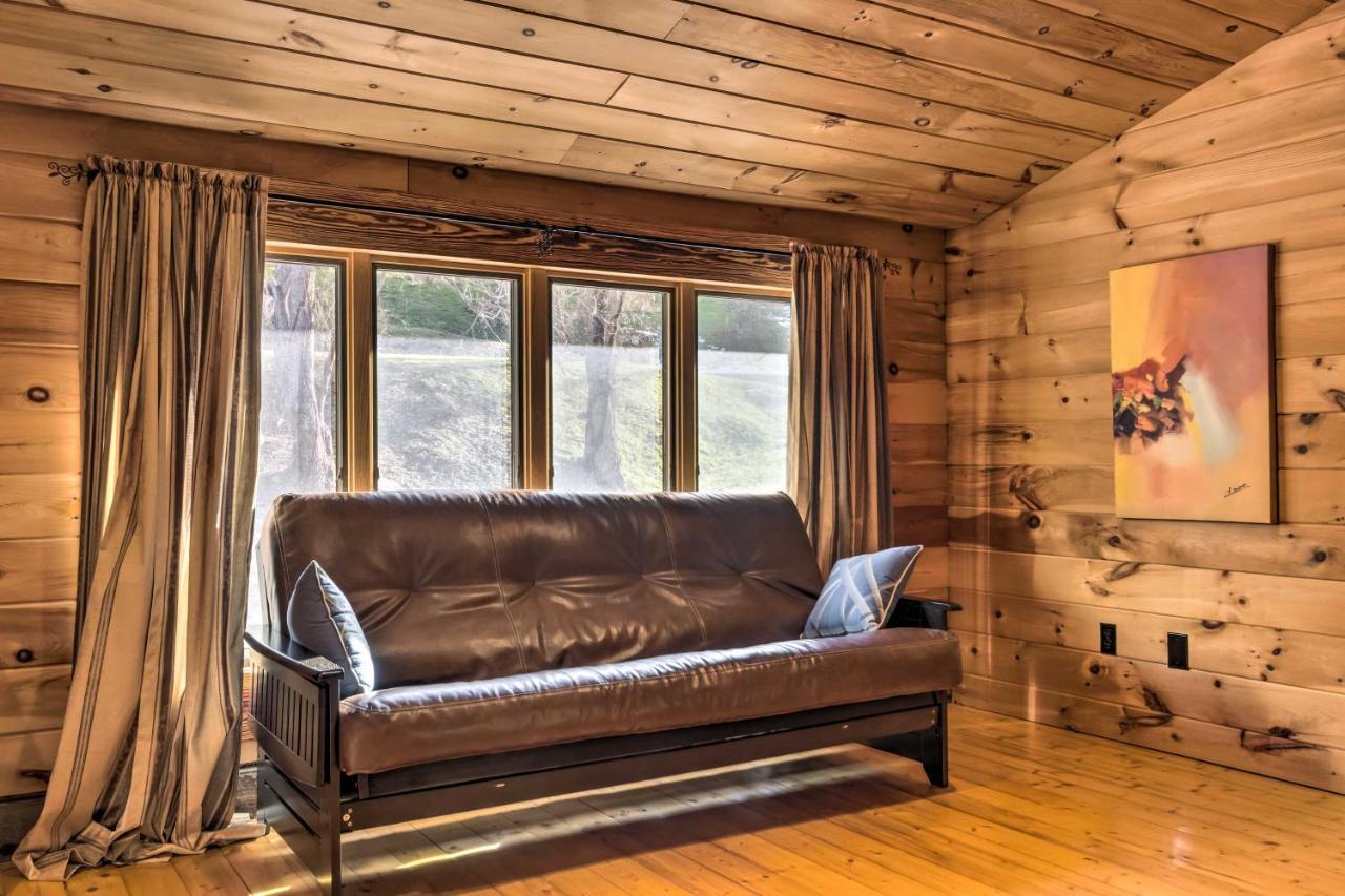 The Cabin At Marys Place With Deck And Mtn Views! Villa Maggie Valley Exterior photo