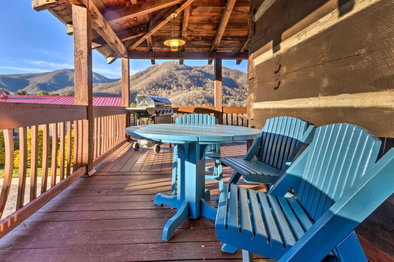 The Cabin At Marys Place With Deck And Mtn Views! Villa Maggie Valley Exterior photo